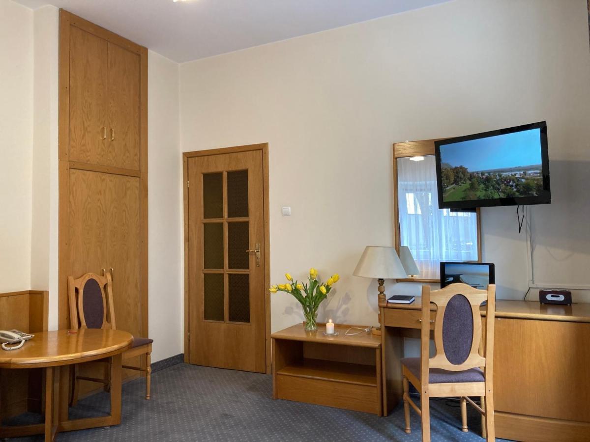 Karat Bed & Breakfast Warsawa Bagian luar foto