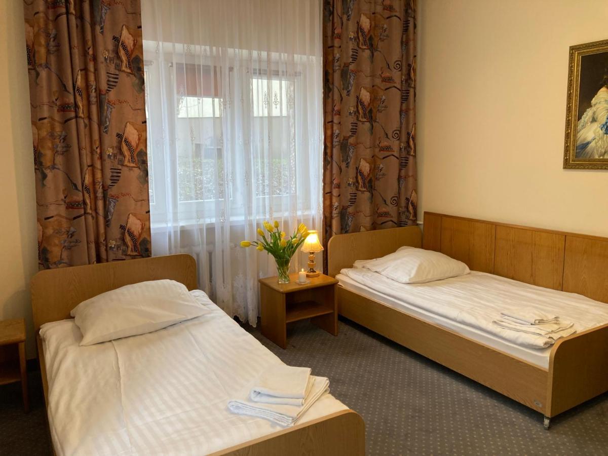 Karat Bed & Breakfast Warsawa Bagian luar foto