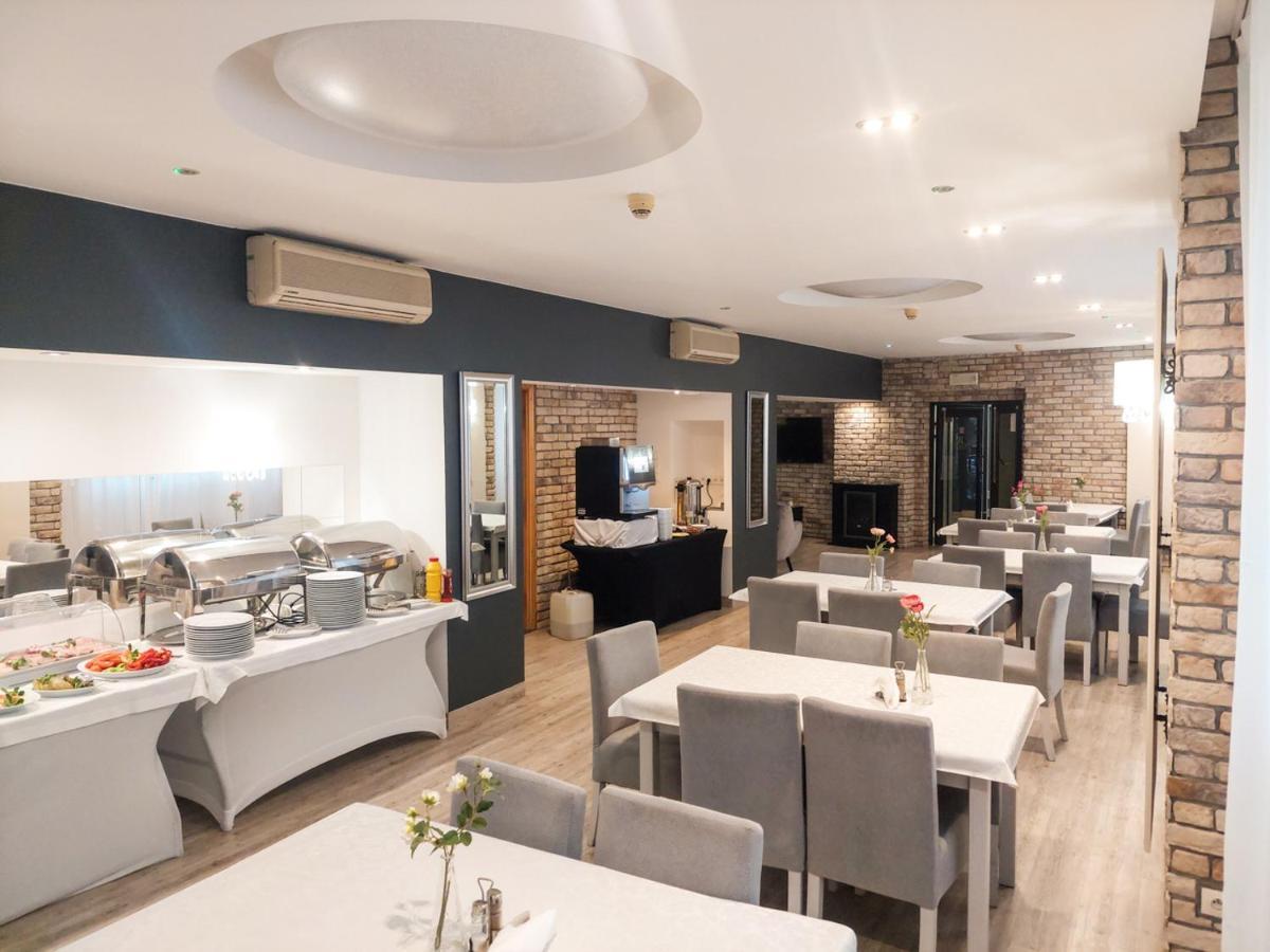 Karat Bed & Breakfast Warsawa Bagian luar foto