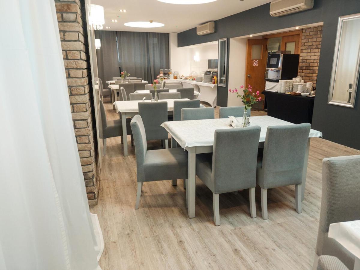 Karat Bed & Breakfast Warsawa Bagian luar foto