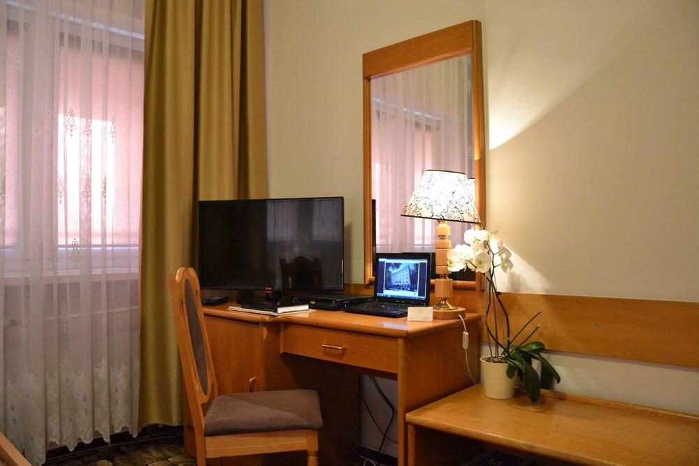 Karat Bed & Breakfast Warsawa Bagian luar foto