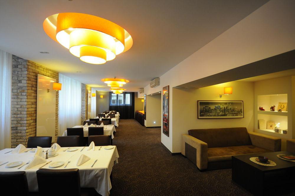 Karat Bed & Breakfast Warsawa Bagian luar foto